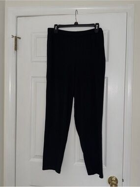 Eileen Fisher Black Straight-Leg Pull-On Pants